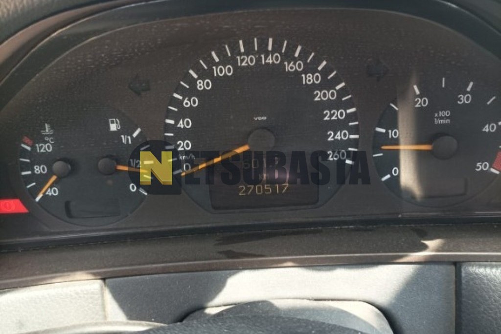 Mercedes-Benz E 270 CDI 2000
