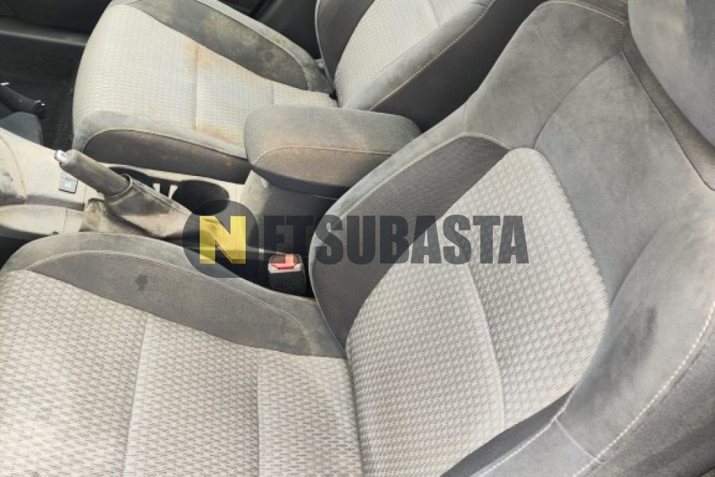 Toyota Auris Touring Sports 140H e-CVT 2018