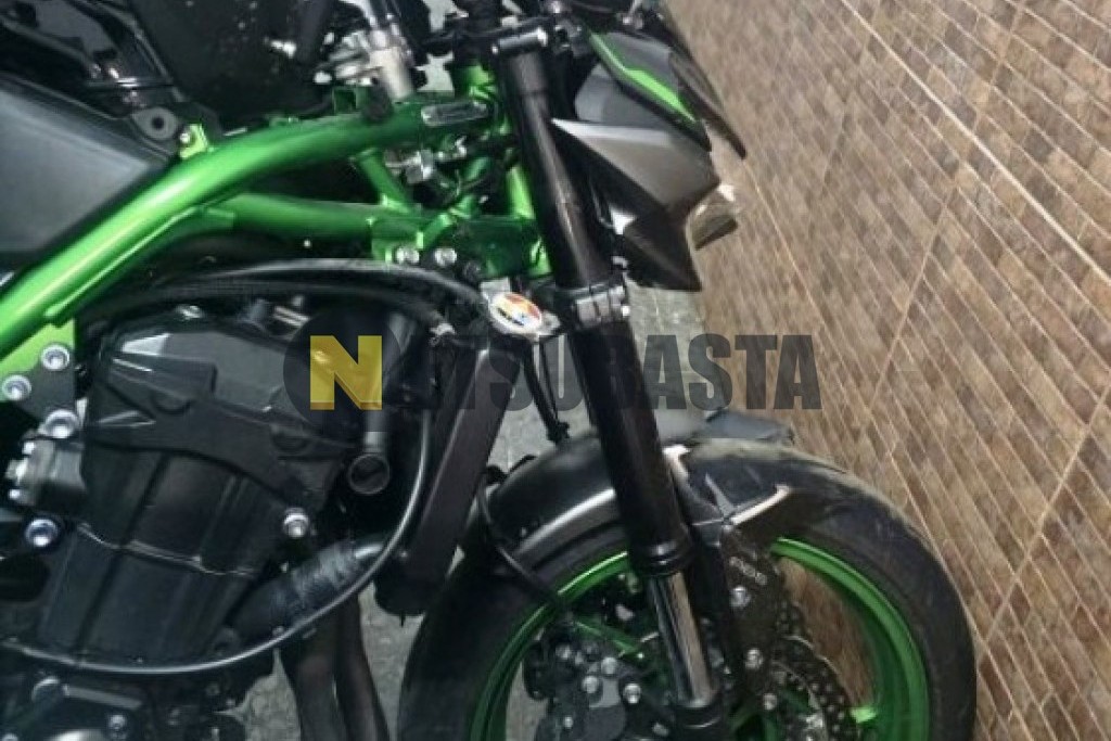Kawasaki Z 900 2022