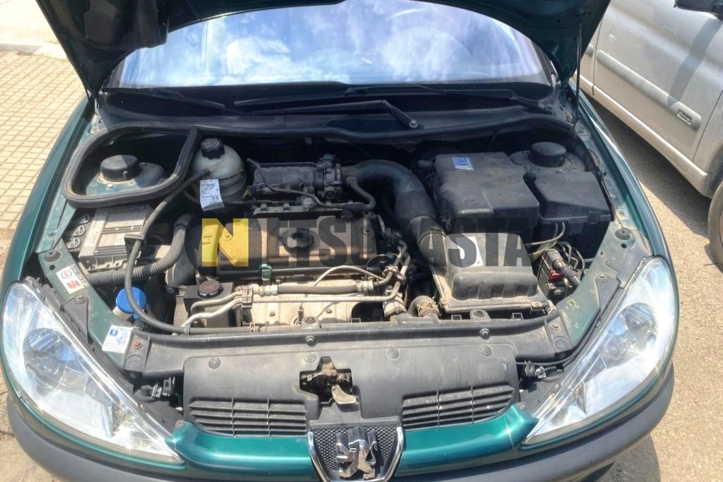 Peugeot 206 1.4 Aut. 2001