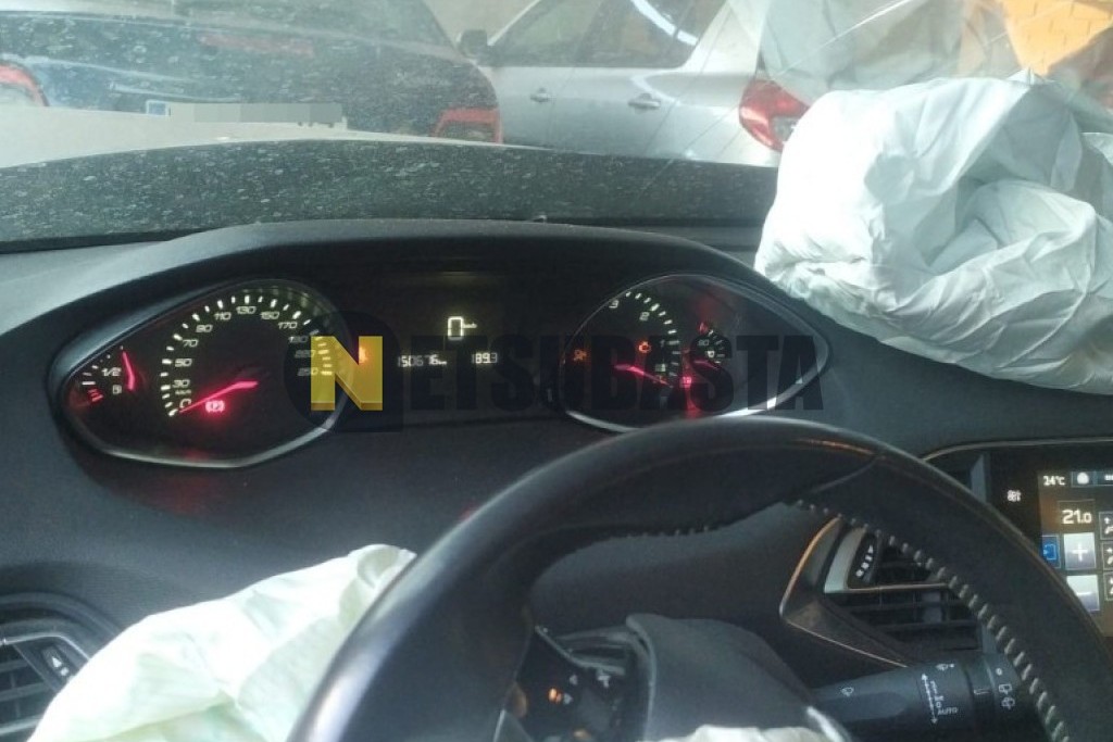 Peugeot 308 1.6 HDi 2013
