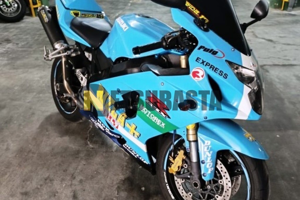 Suzuki GSX R600 2004