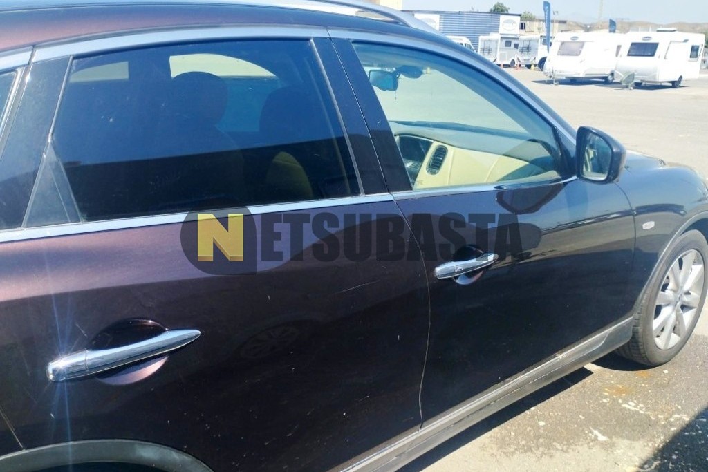Infiniti EX30d 2010