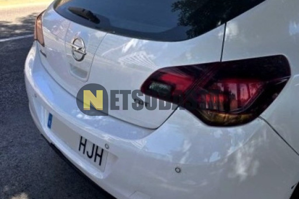 Opel Astra 1.7 CDTI 2012