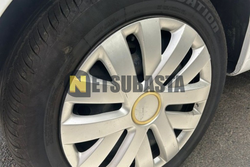 Chevrolet Aveo 1.2 16v 2011