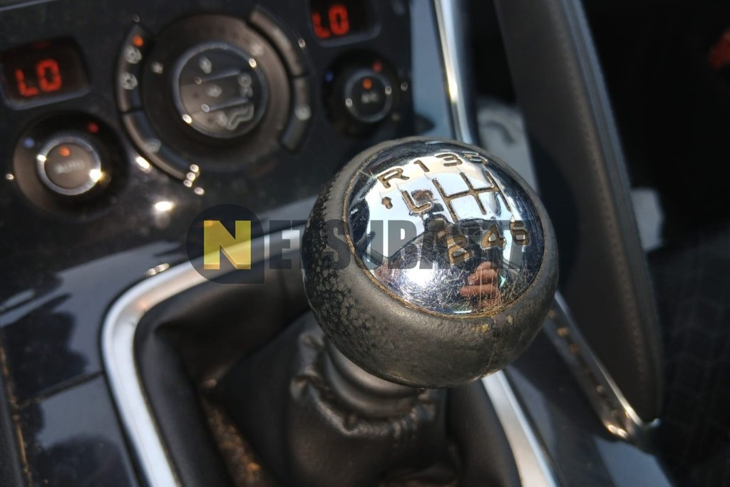 Peugeot 3008 1.6 BlueHDi 2015