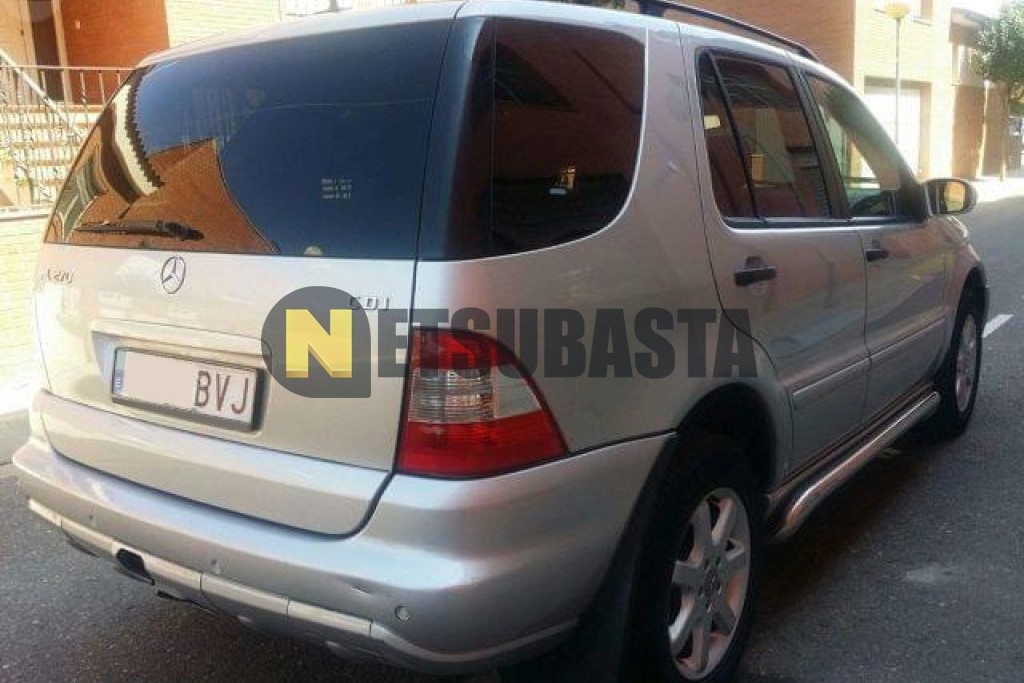 Mercedes-Benz ML 270 CDI Aut. 2002