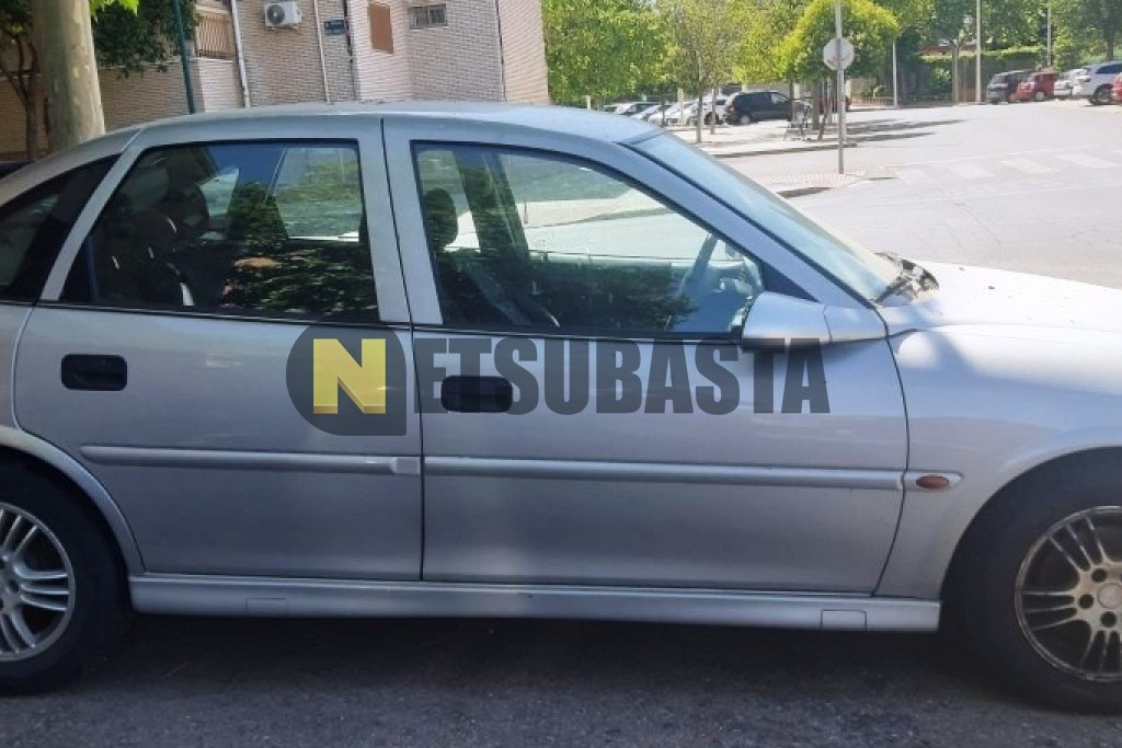 Opel Vectra 1.8 2000