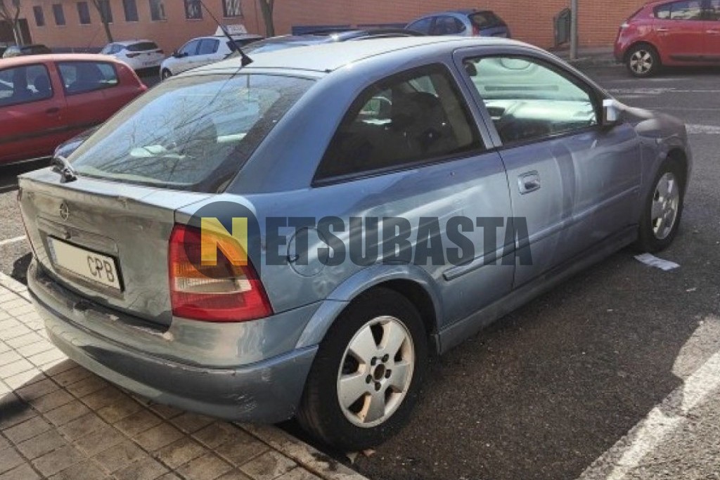 Opel Astra 2.0 DTi 2003