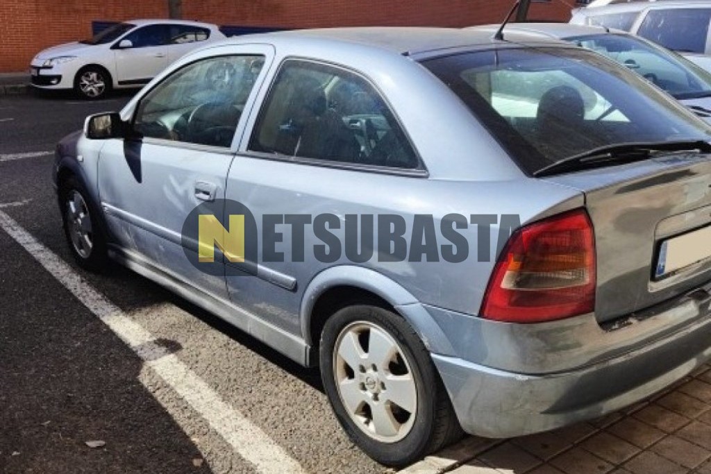 Opel Astra 2.0 DTi 2003