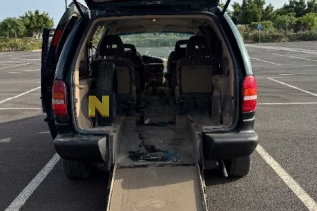 Chrysler Voyager 2.4 1998