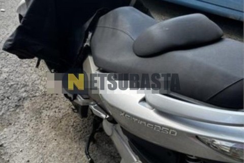 Yamaha Majesty 250 2004