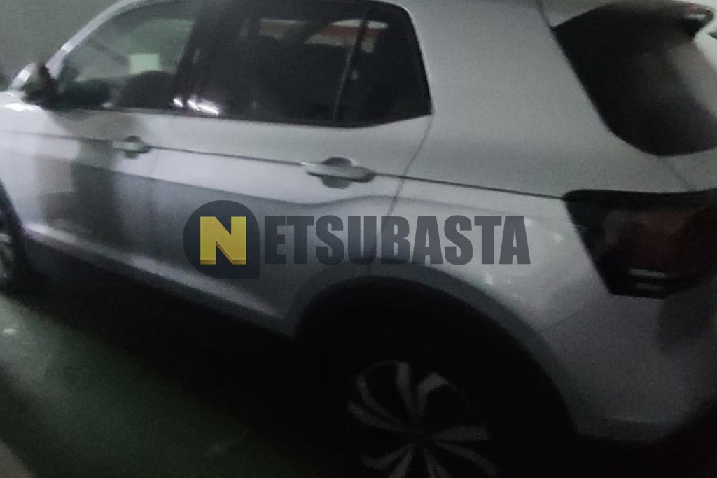 Volkswagen T-Cross 1.0 TSI 2024