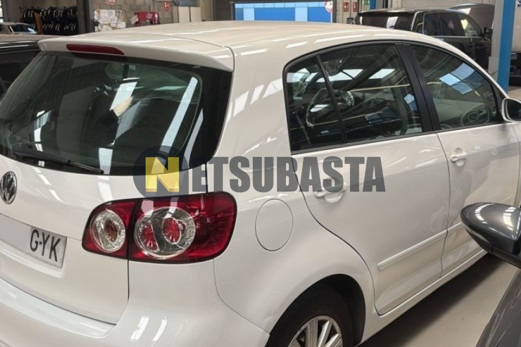 Volkswagen Golf Plus 1.6 TDI DSG 7 vel. 2010
