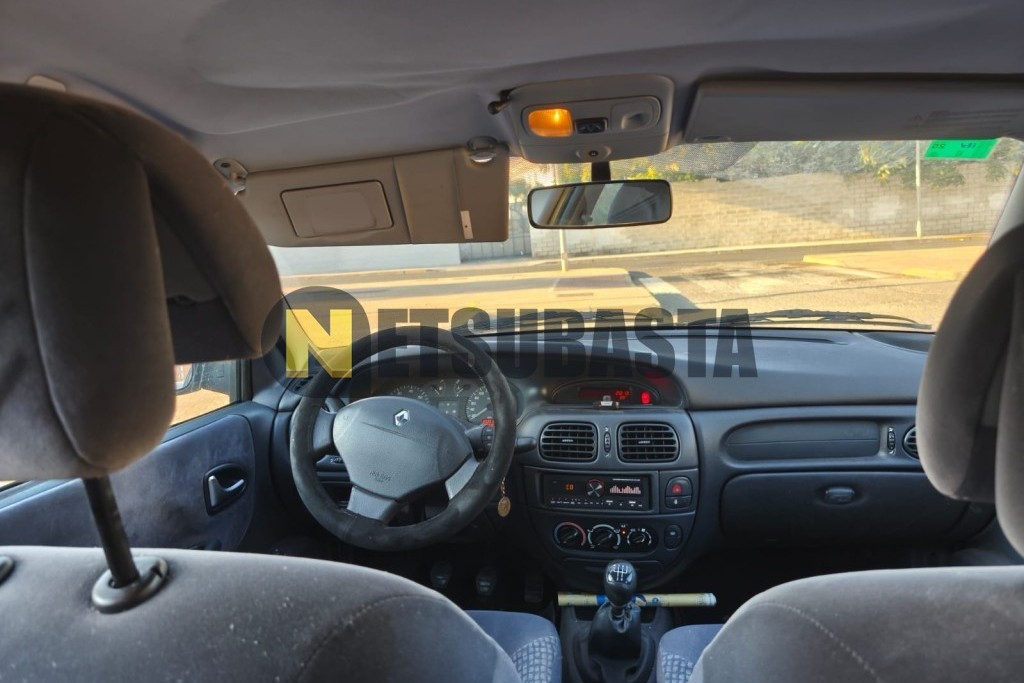 Renault Megane 1.9 dTi 2003