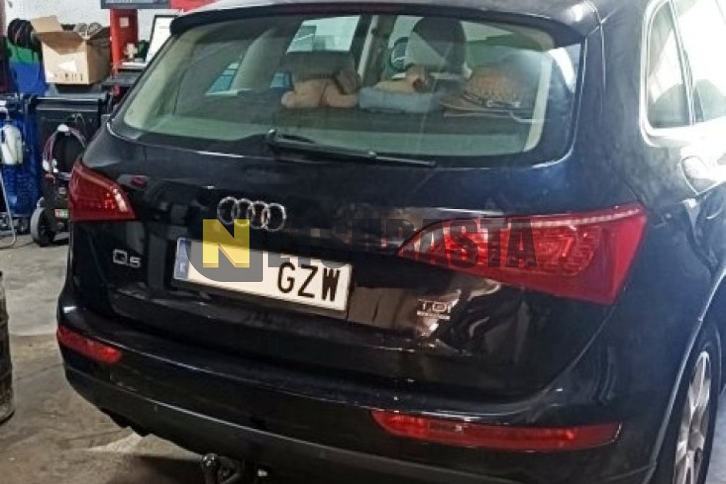 Audi Q5 2.0 TDI quattro S tronic 7 vel. DPF 2010