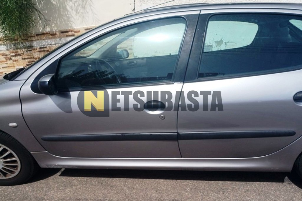 Peugeot 206 1.6 Aut. 2001