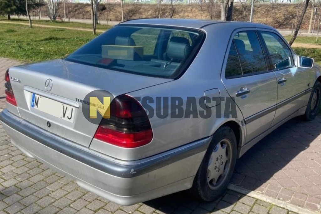 Mercedes-Benz C 250 TD Aut. 1997