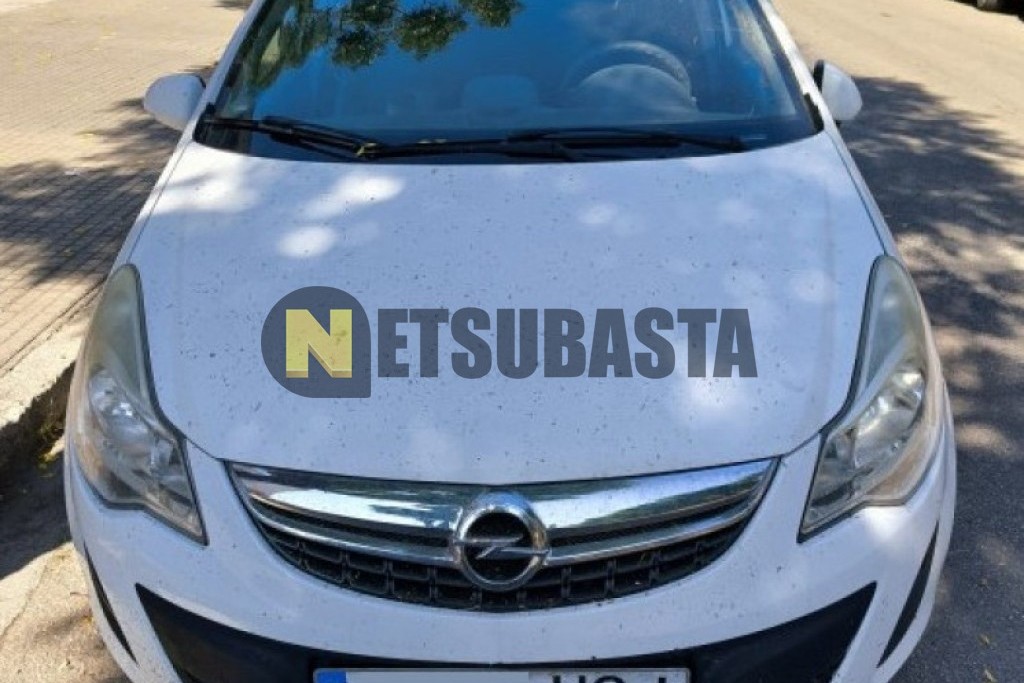 Opel Corsa 1.2 GLP 2013