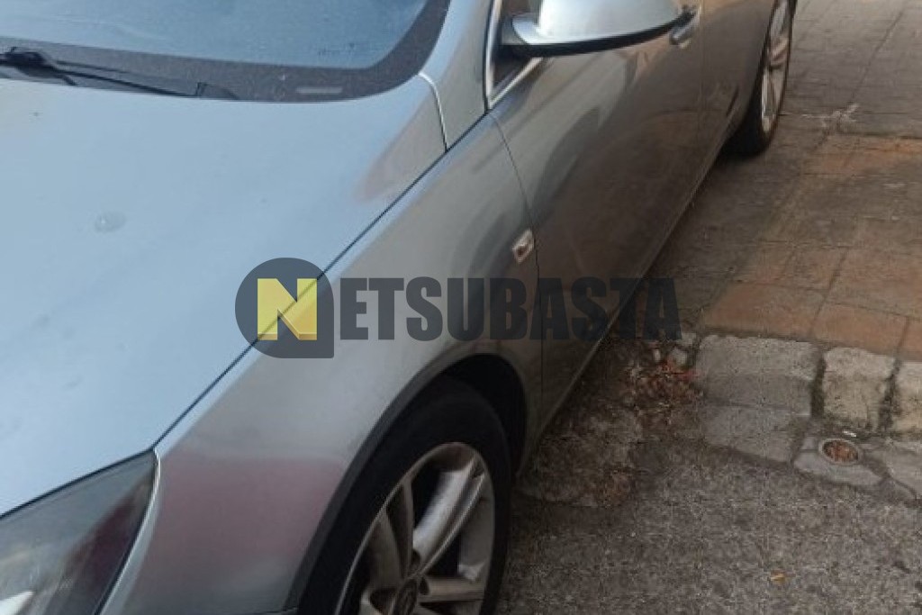 Opel Insignia 2.0 CDTI 2011