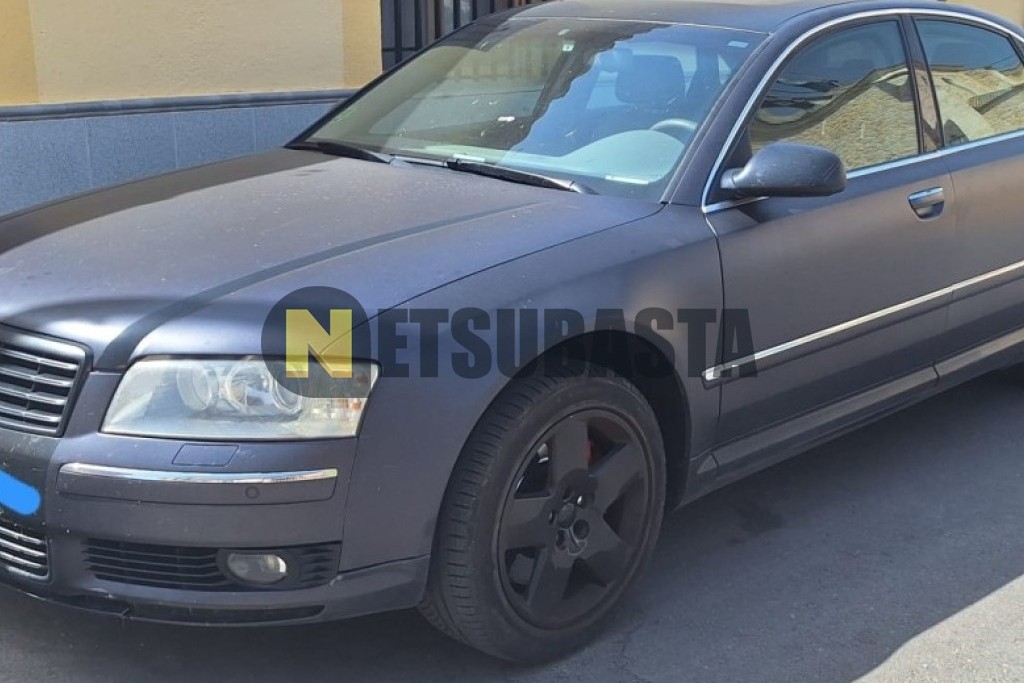 Audi A8 4.2 quattro tiptronic 6 vel. 2002