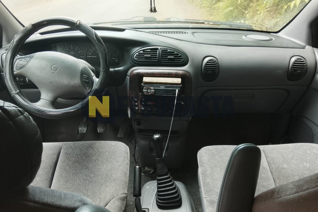 Chrysler Voyager 2.4 1999