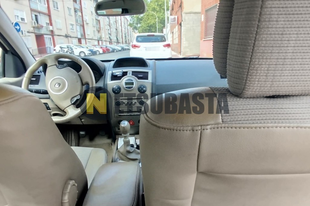 Renault Megane Sedan 2.0 dCi 16V 2006