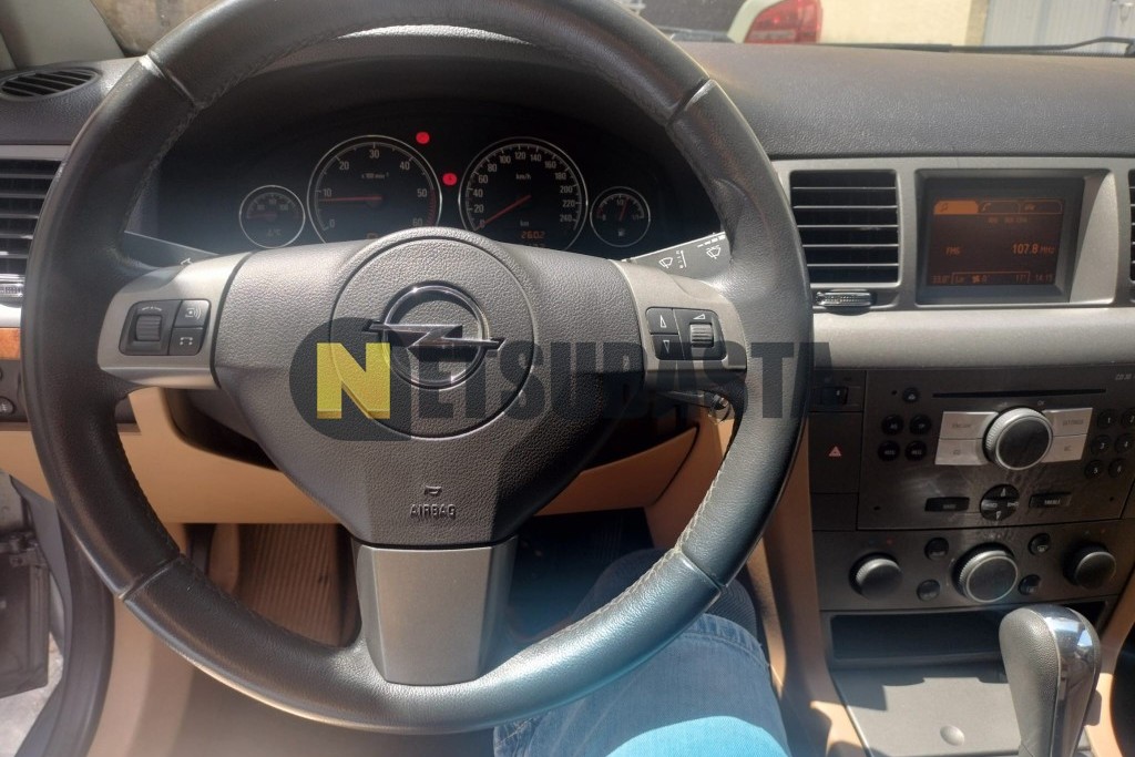 Opel Signum 3.0 V6 CDTi 24V Aut. 2007