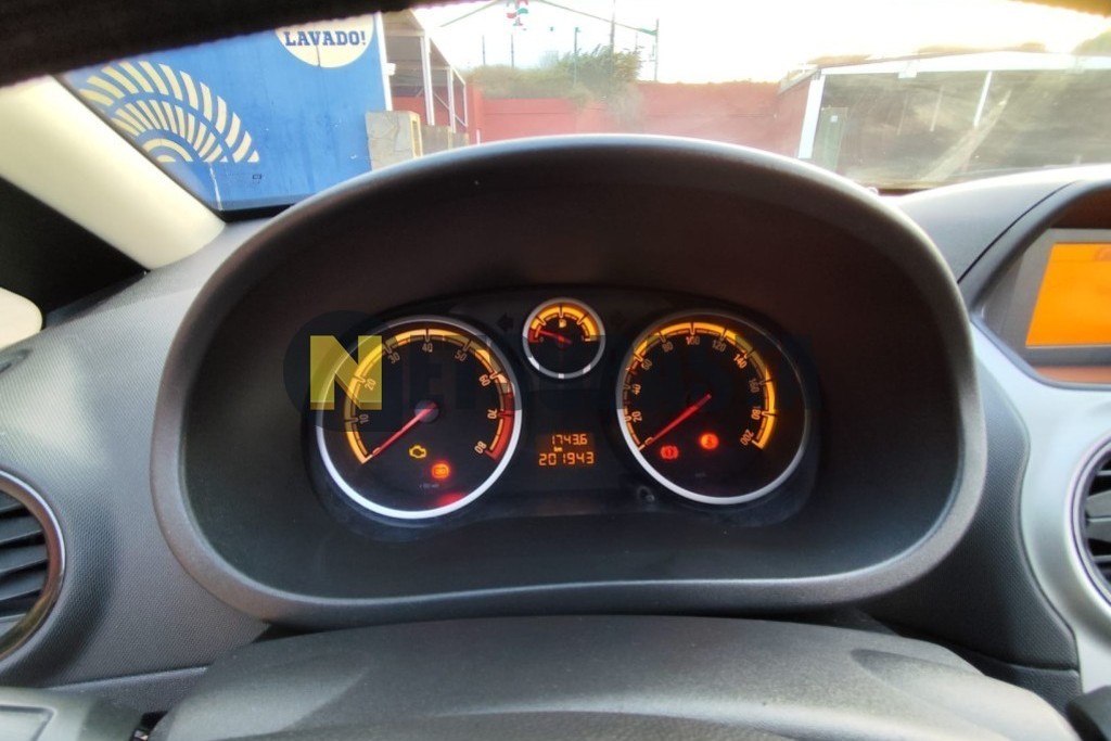 Opel Corsa 1.4 2011