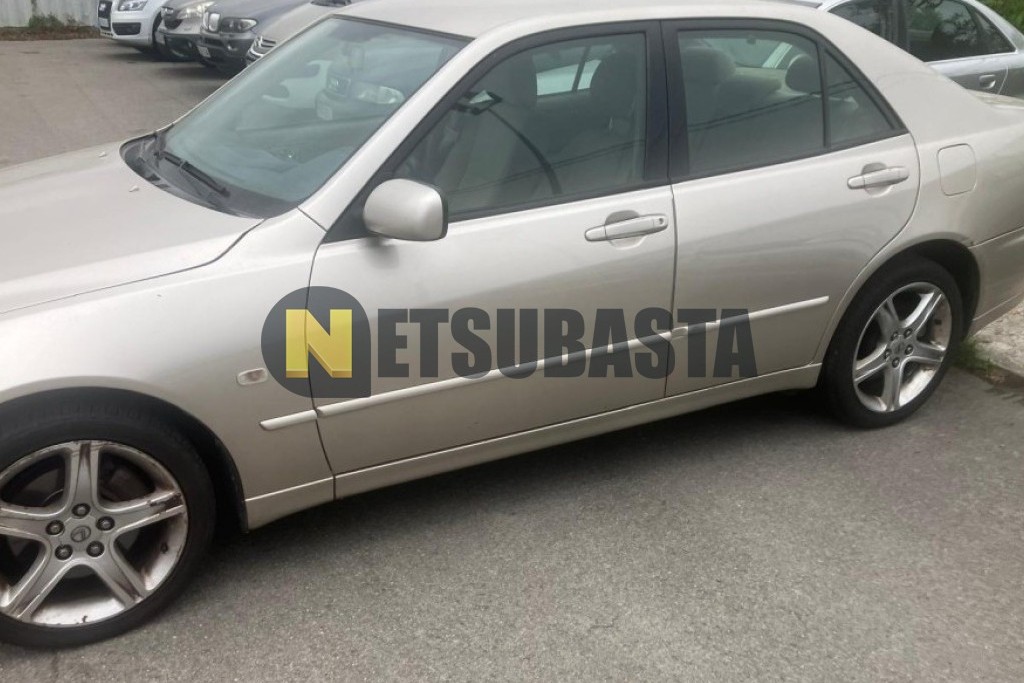 Lexus IS 200 2004