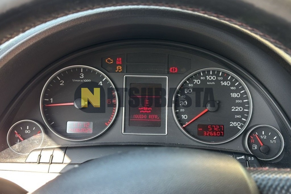 Audi A4 Avant 3.0 TDI quattro 2005