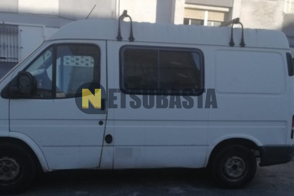 Ford Transit 2.5 D 2000