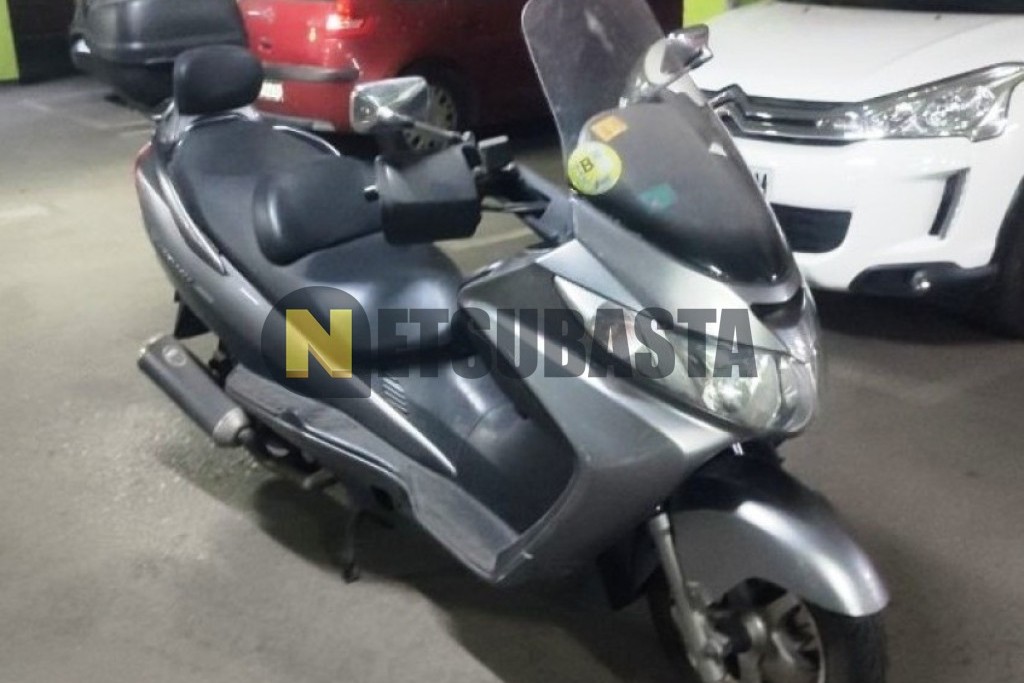 Suzuki Burgman 400 2006