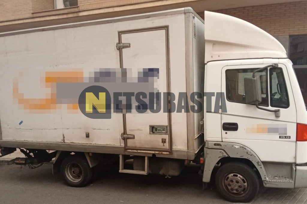 Nissan Atleon 110 35.13 2006