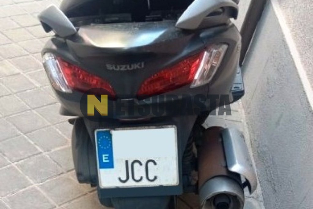 Suzuki Burgman 125 2015
