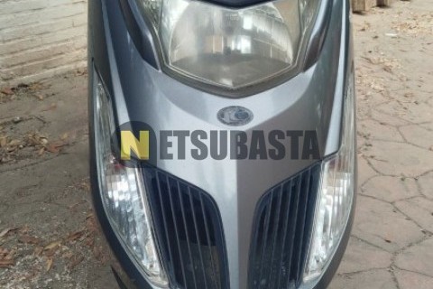 Yamaha Majesty 250 2004