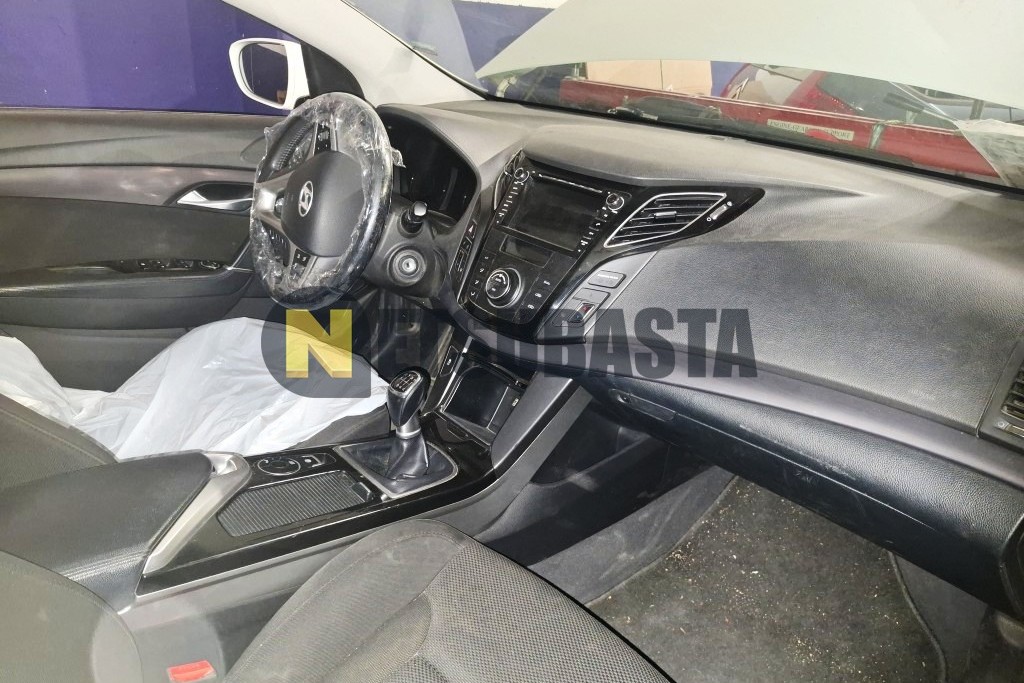 Hyundai i40 CW 1.7 CRDi BlueDrive 2012
