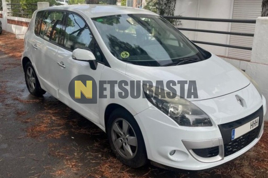 Renault Scenic 1.5 dCi EDC 2011