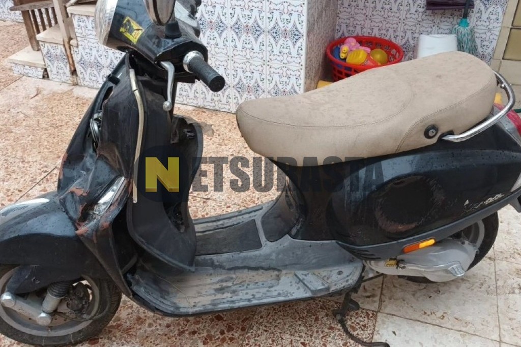 Piaggio Vespa LX 50 2011