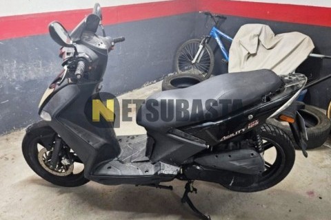 Yamaha Majesty 250 2004
