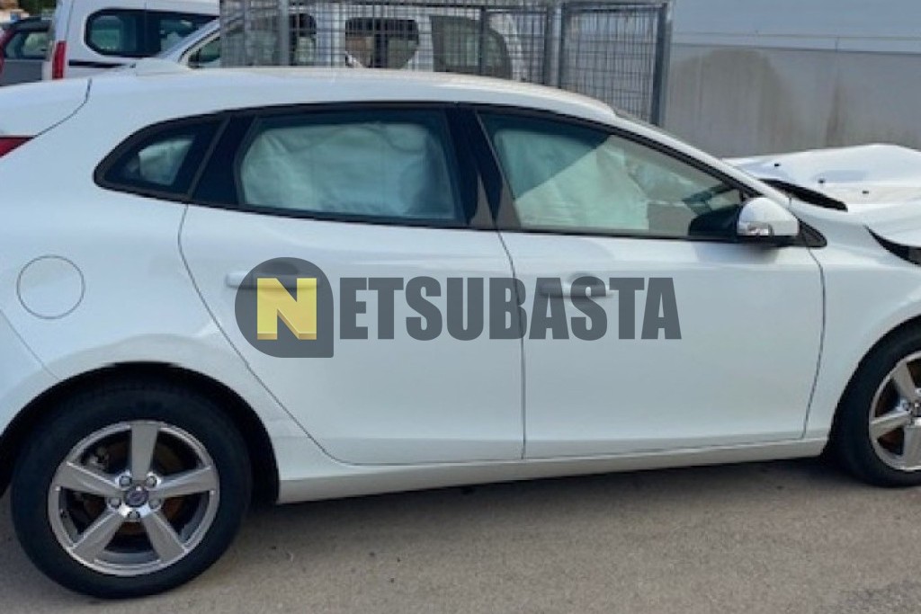 Volvo V40 2.0 D2 2015