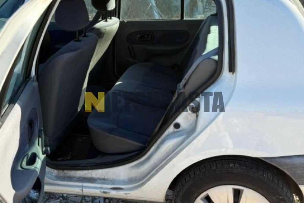 Renault Clio 1.9 D 1999
