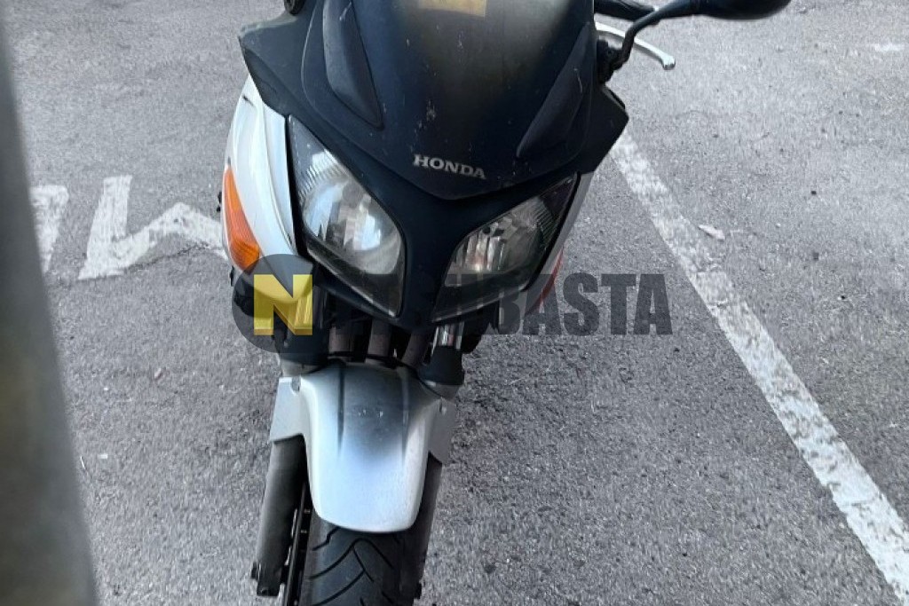 Honda CBF 600 2005