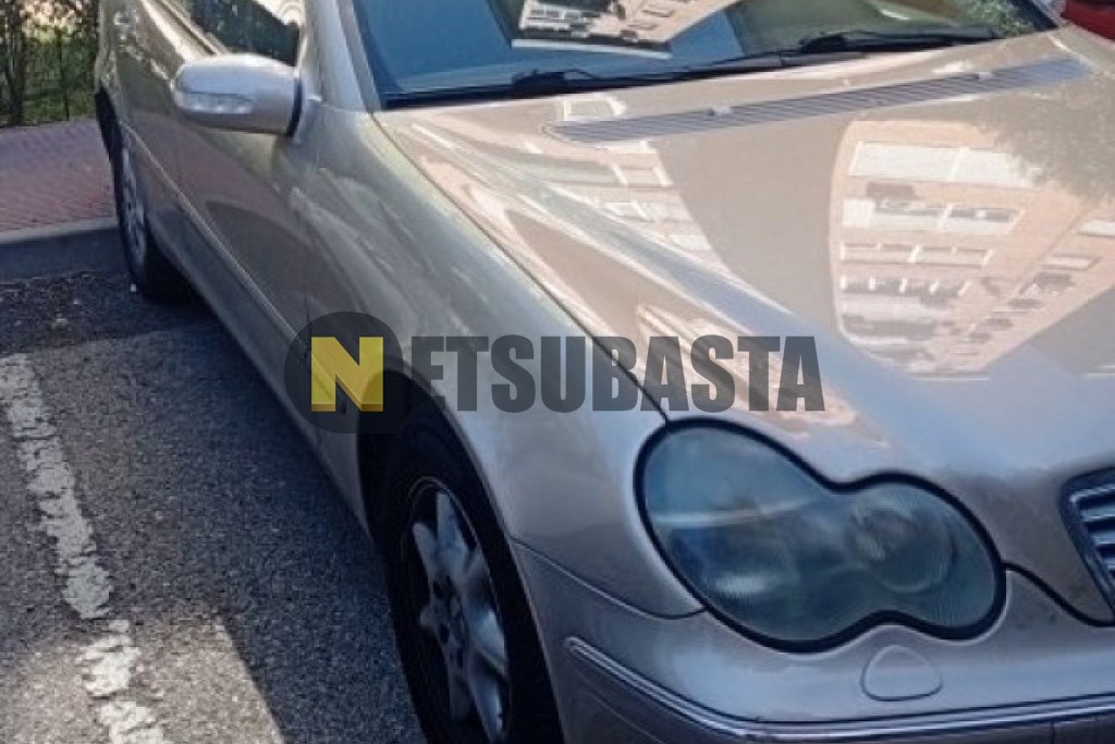 Mercedes-Benz C 220 CDI Aut. 2000