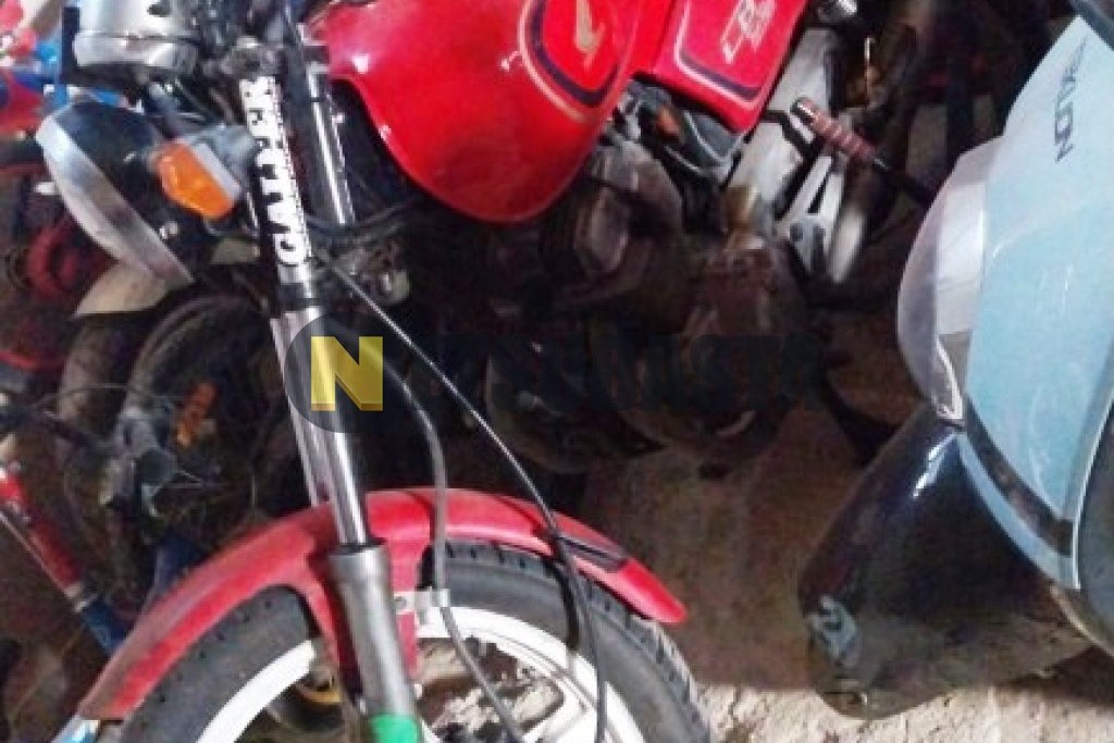 Honda CB 250 TWO FIFTY 1993