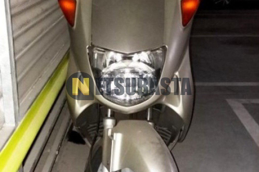 Honda FES 250 Foresight 1999