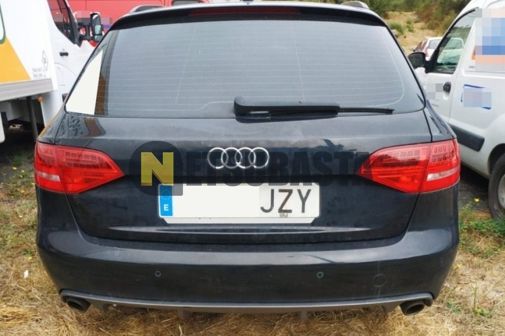 Audi A4 Avant 3.0 TDI quattro S tronic 7 vel. DPF 2010