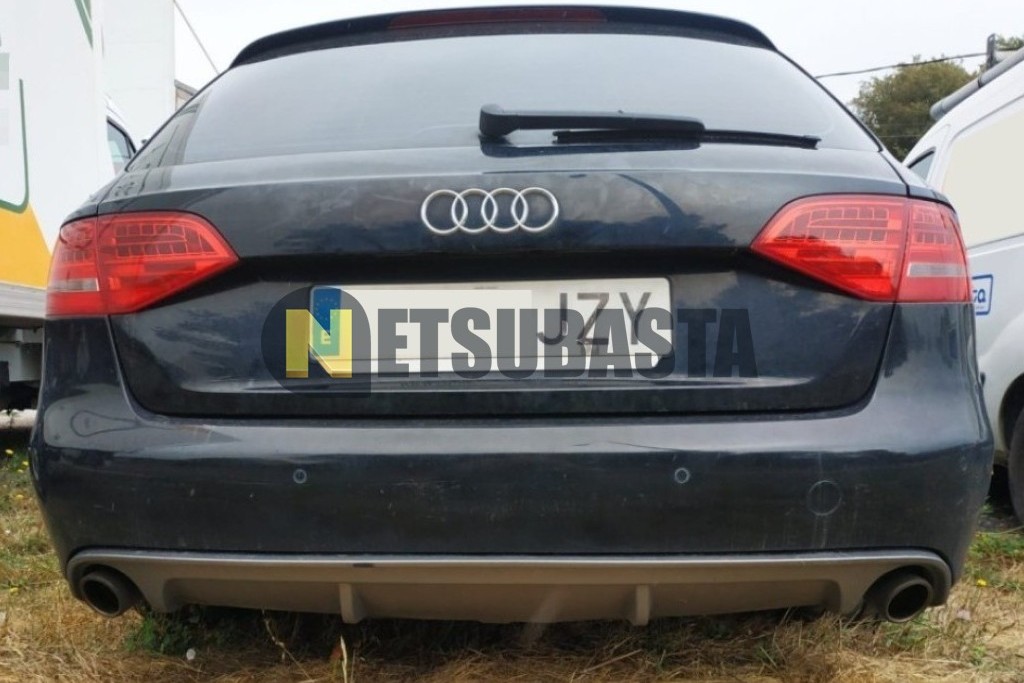Audi A4 Avant 3.0 TDI quattro S tronic 7 vel. DPF 2010