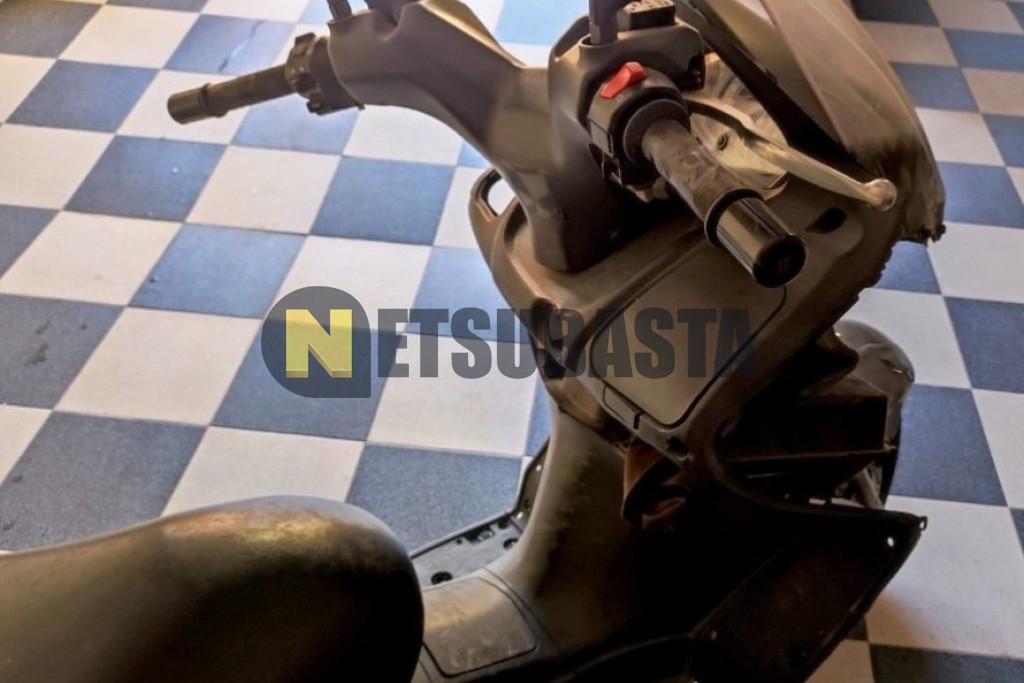 Suzuki Burgman 200 2010
