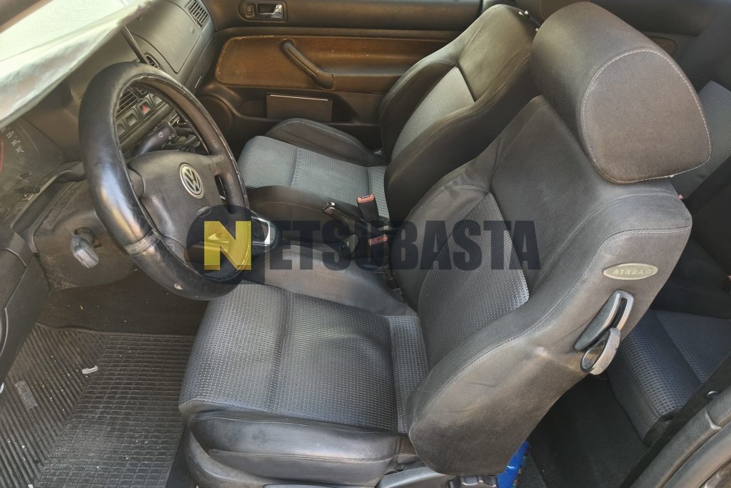 Volkswagen Golf 1.6 2002